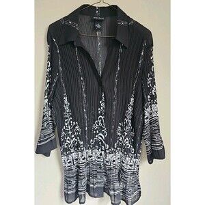 Maggie Barnes blouse Blaxk And White Print Size 0X